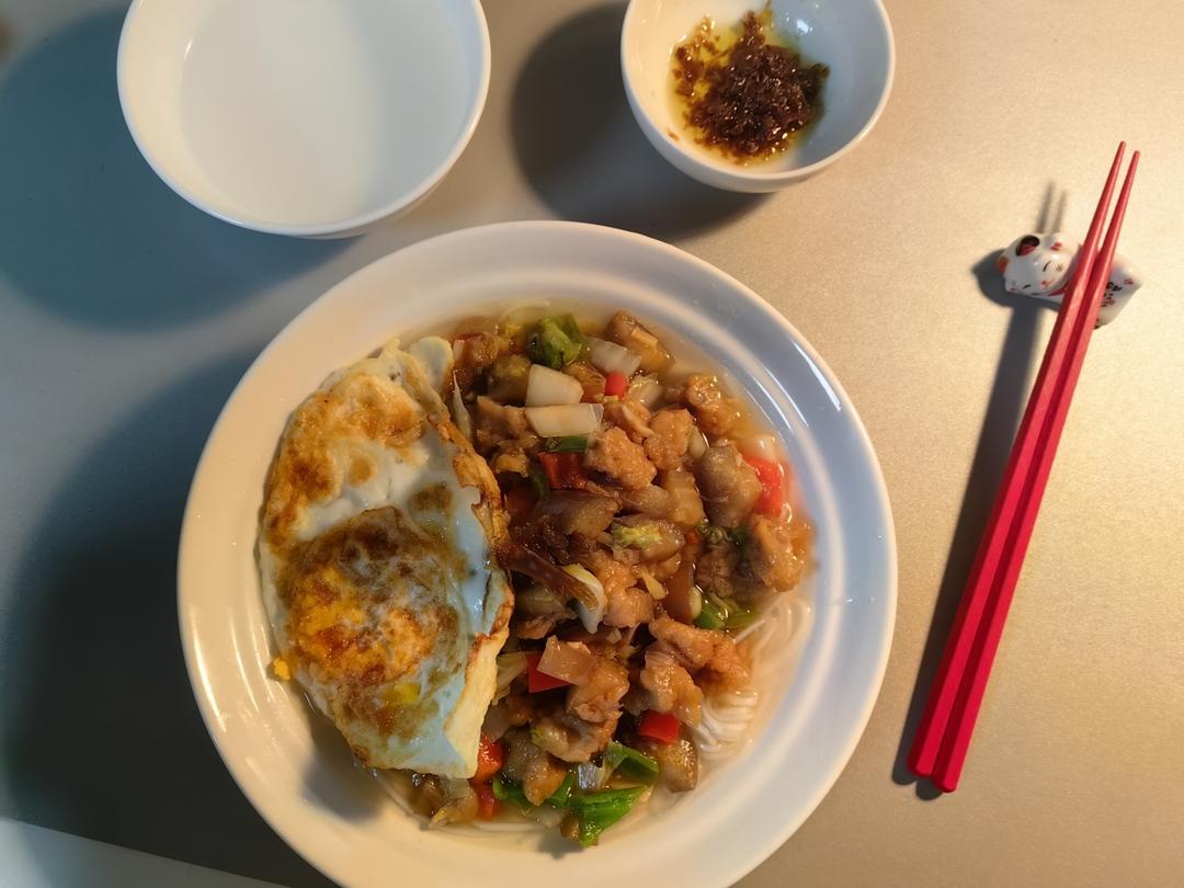 茄丁肉酱打卤面