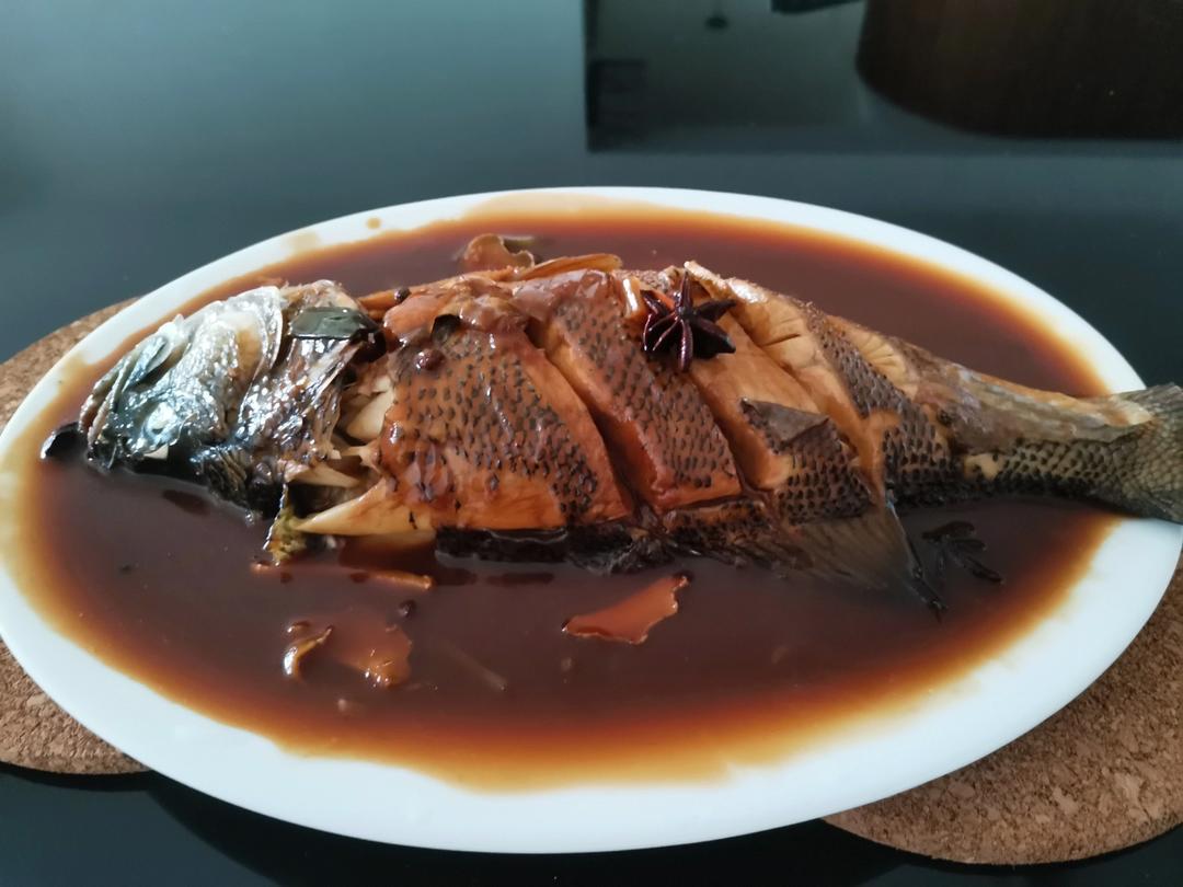 家常红烧鱼