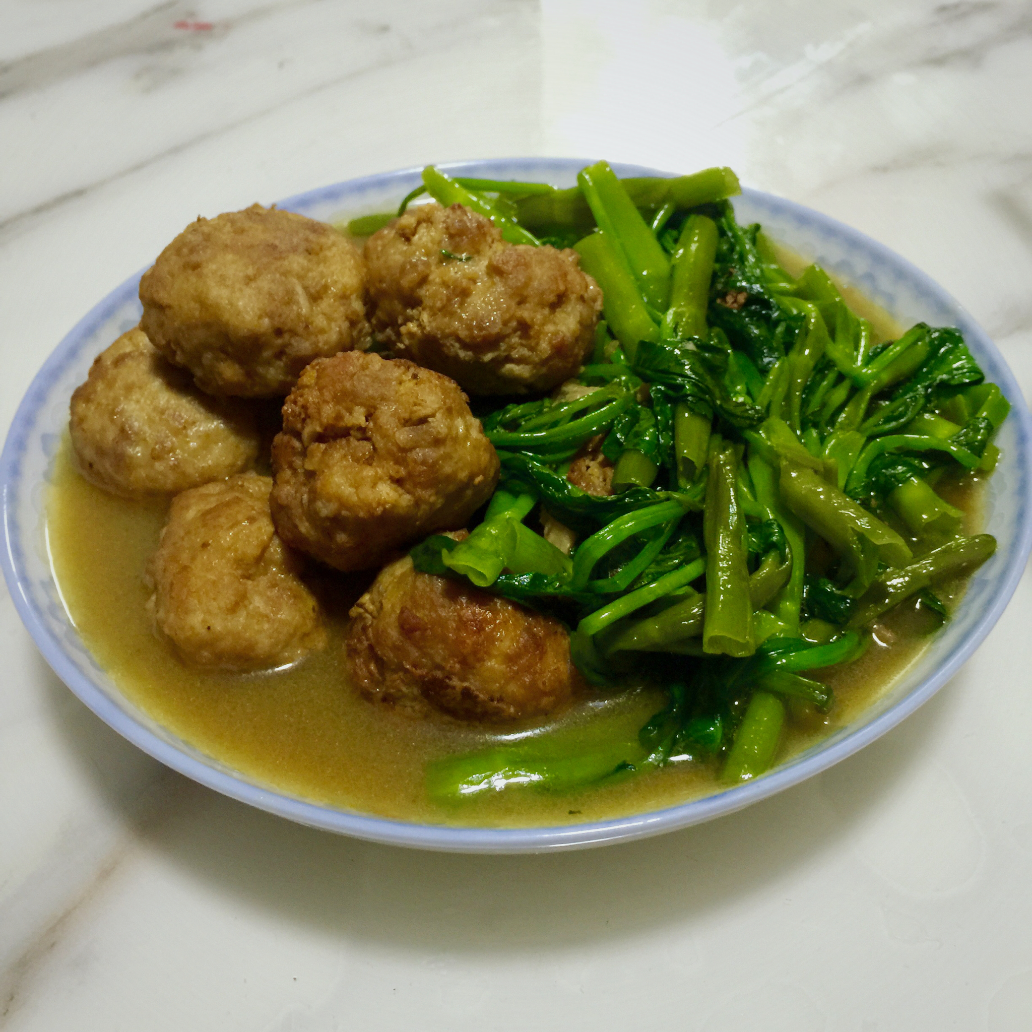 红烧狮子头