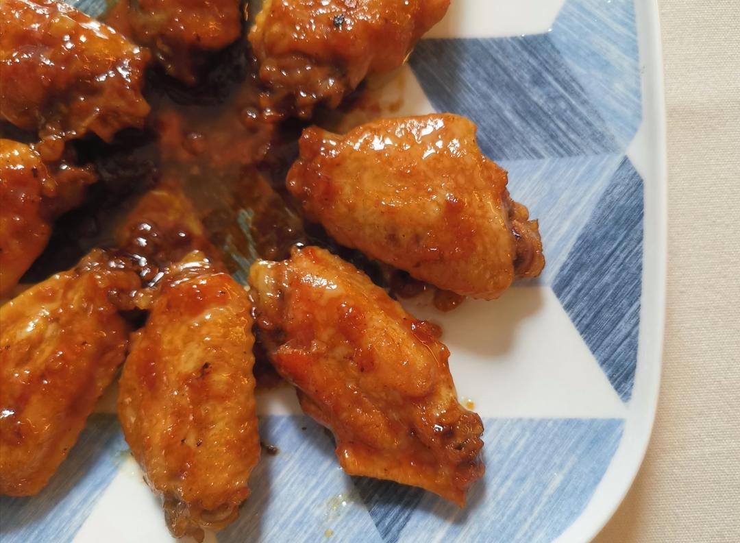 蒜香蚝油鸡翅中