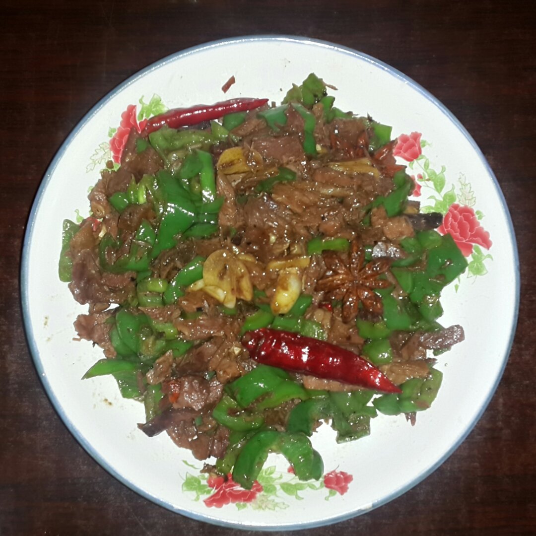 尖椒炒牛肉