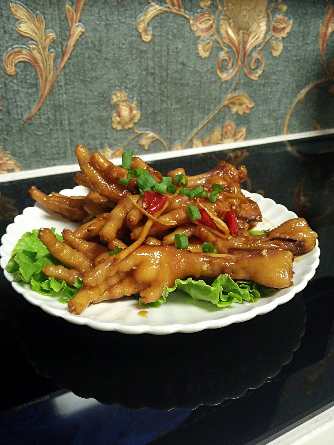 香辣烧鸡爪
