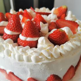 草莓蛋糕（自制草莓酱）