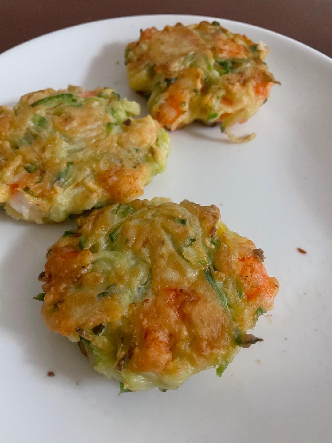 青萝卜丝鲜虾饼