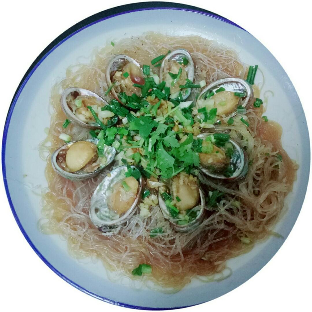 蒜蓉粉丝蒸鲍鱼