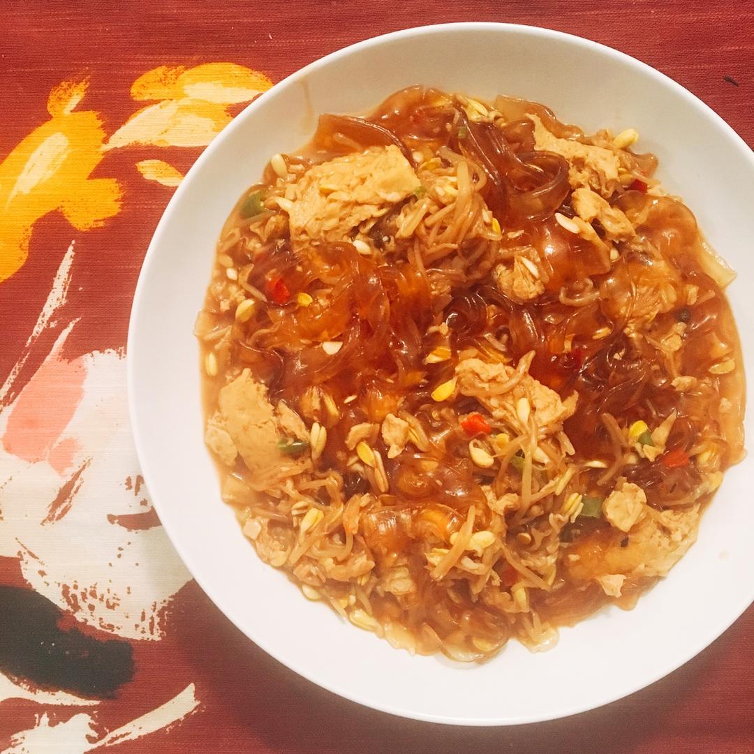 黄豆芽炒粉条