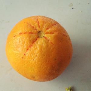 科学的徒手掰橙子的做法 步骤3