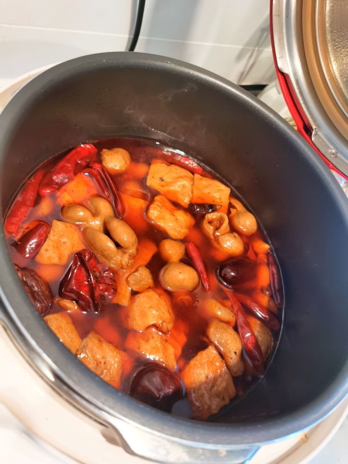 老重庆黄豆烧肥肠 超级美味的做法 步骤2