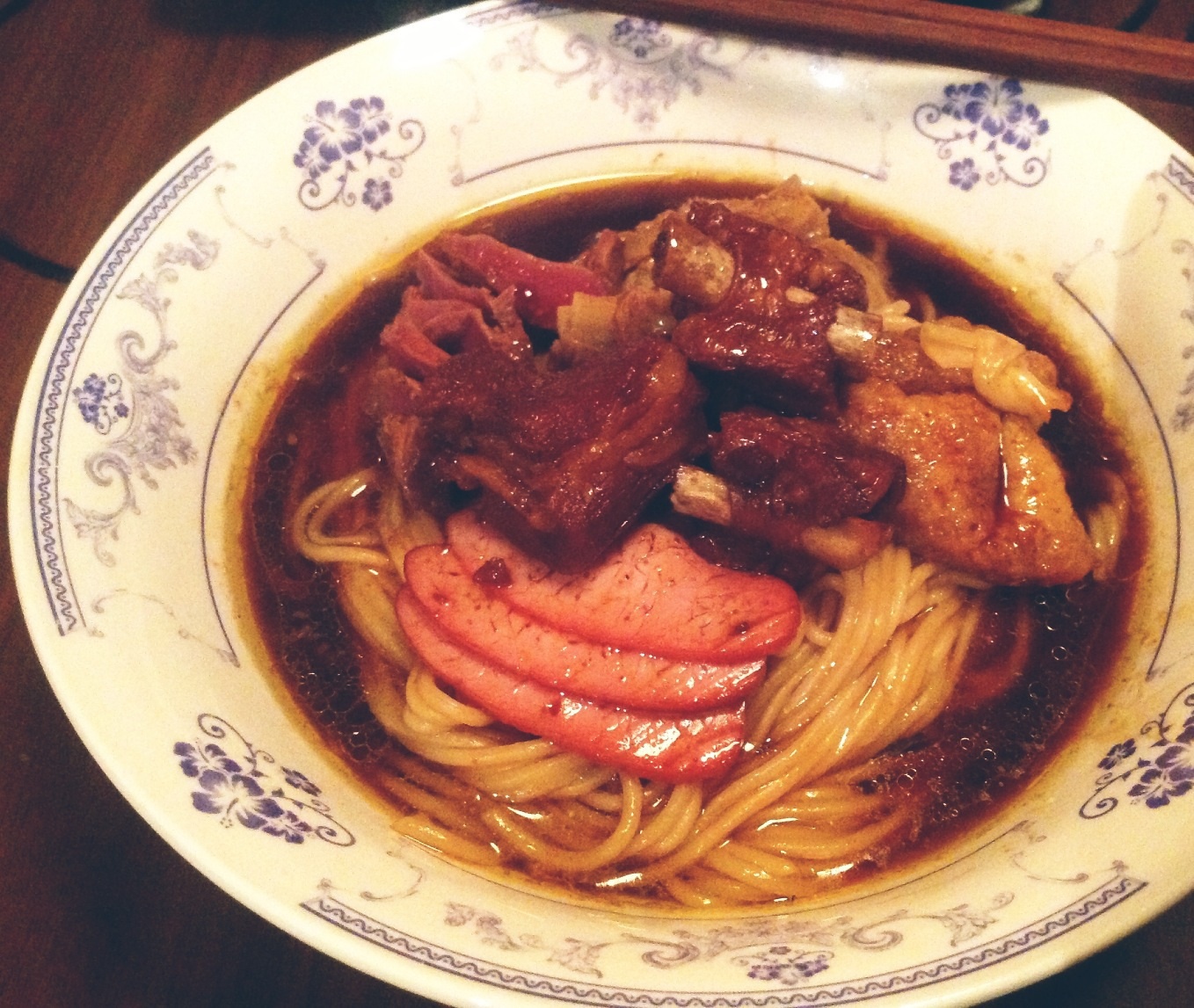 红烧麻油排骨面