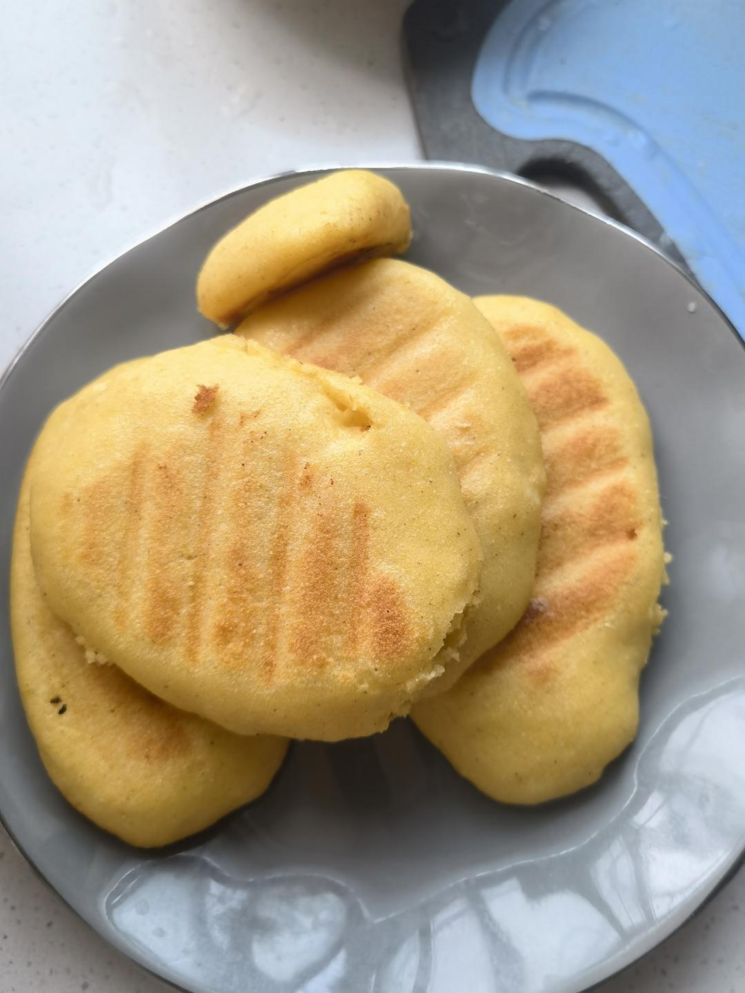 玉米面松饼，早起5分钟搞定，又软又健康