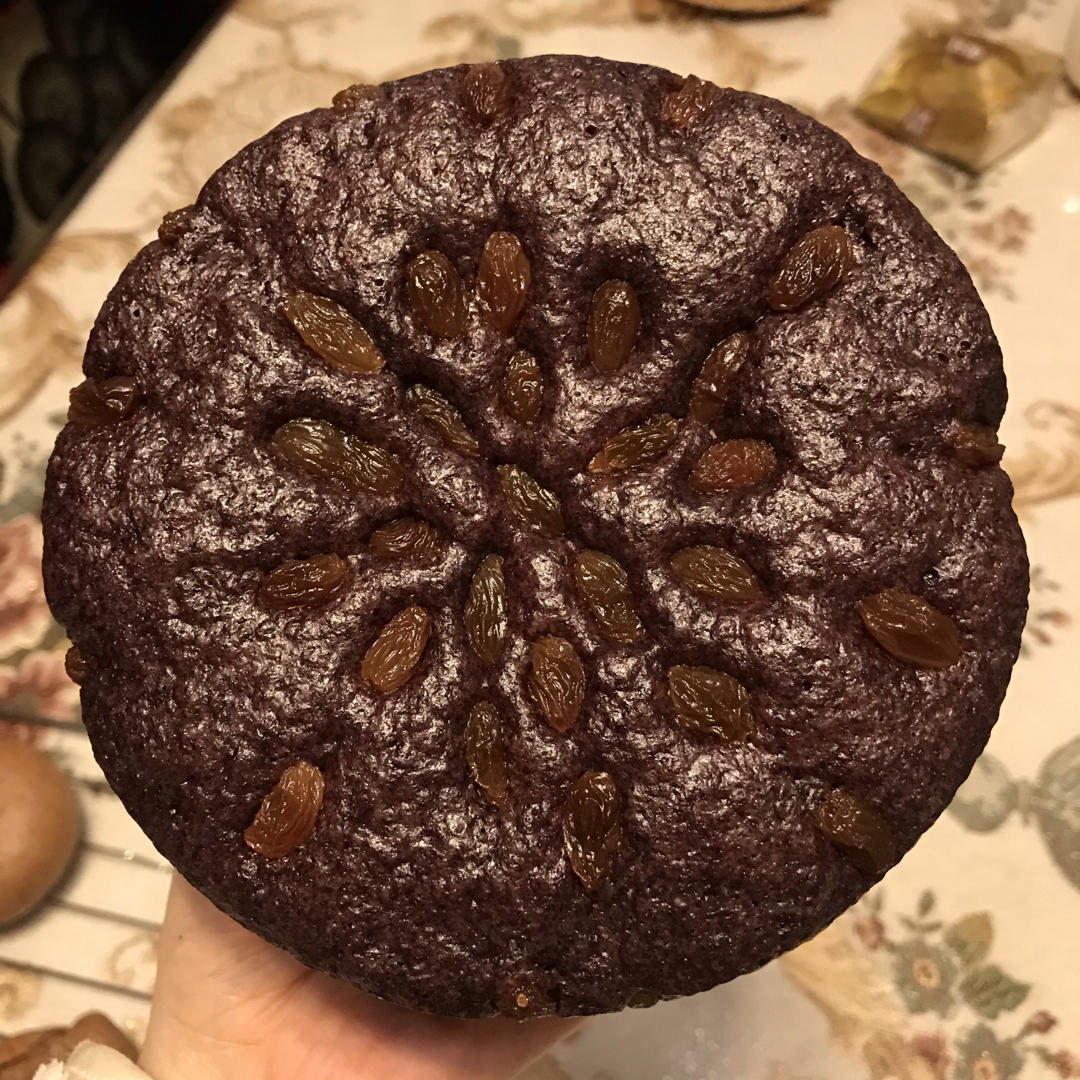 黑米牛奶提子干发糕（6寸中空）