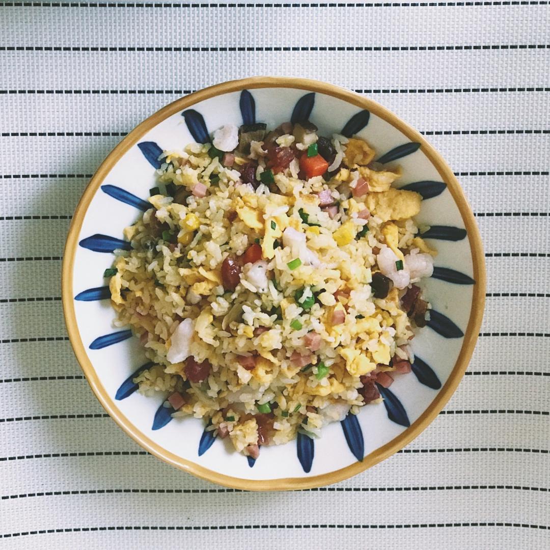 虾仁蛋炒饭