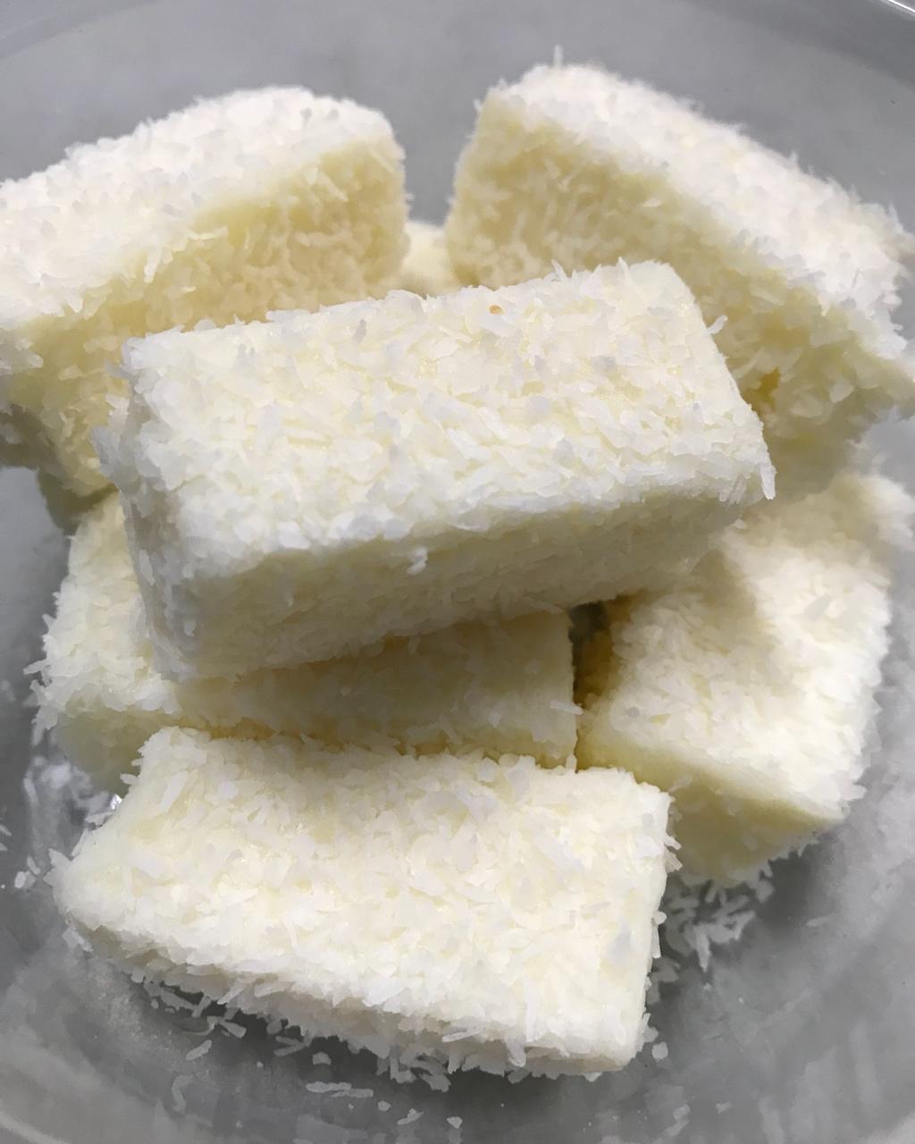 椰蓉牛奶小方