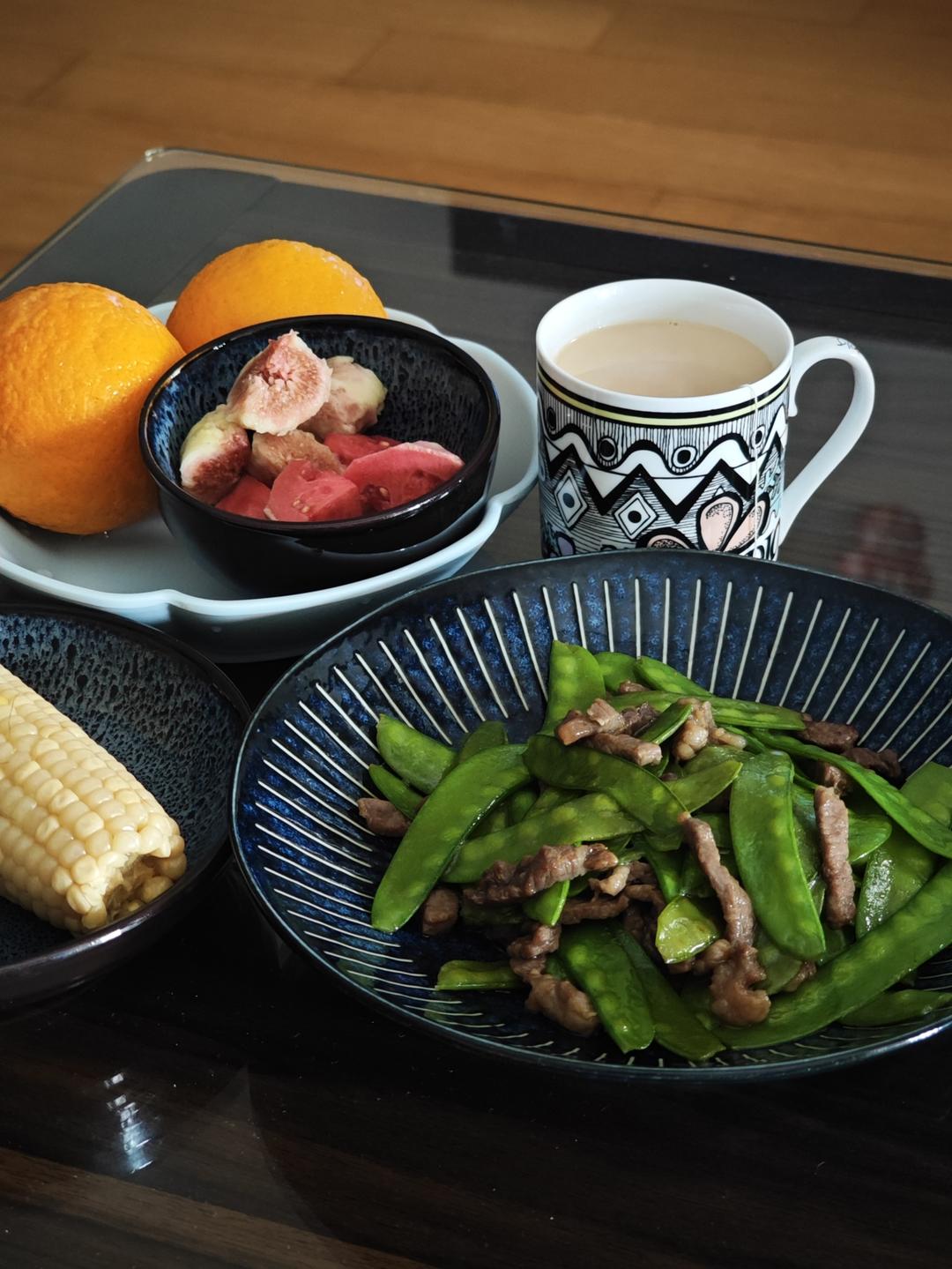 澳洲牛肉｜荷兰豆炒牛肉粒