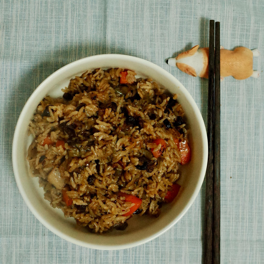 简单好吃的牛肝菌焖饭