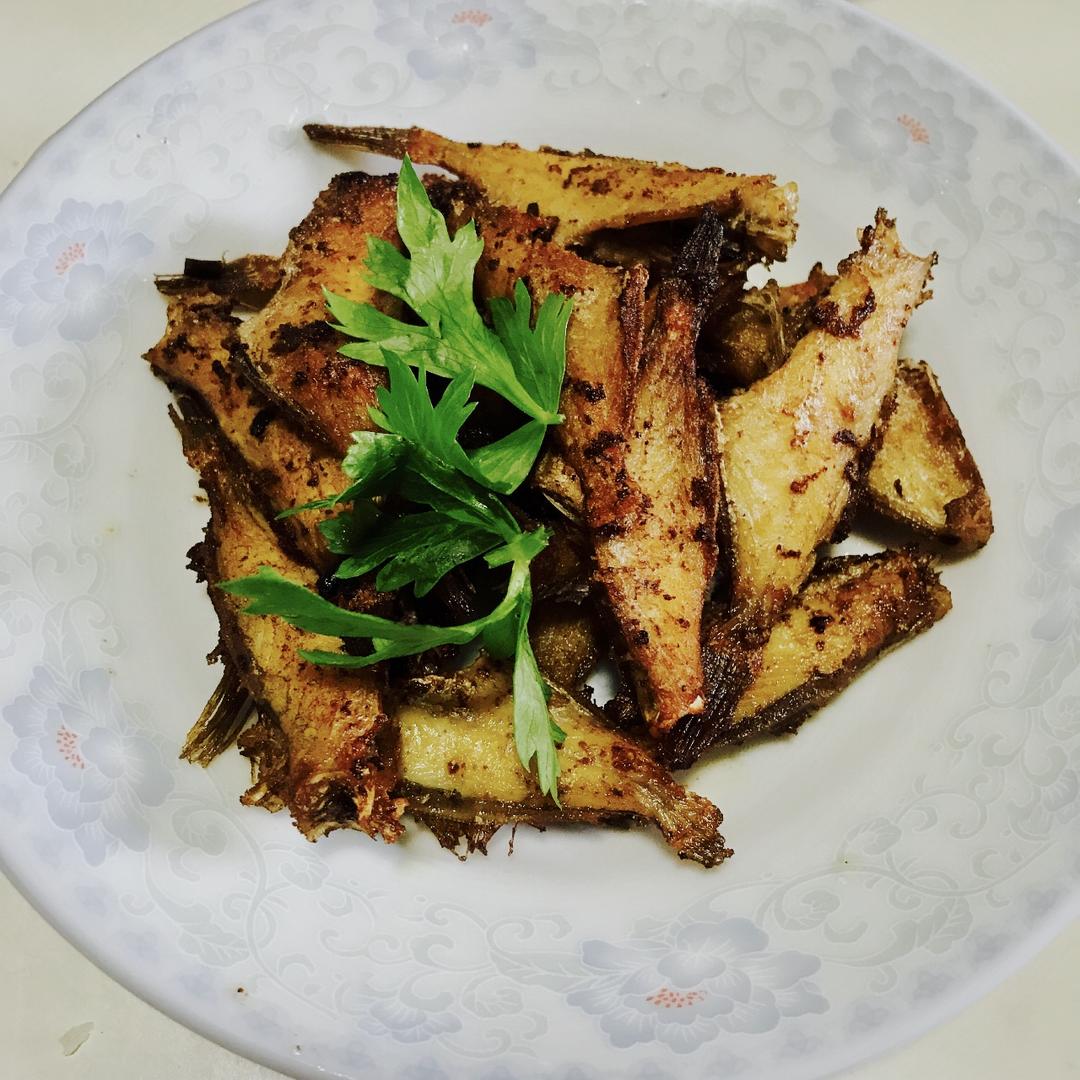香煎小黄鱼