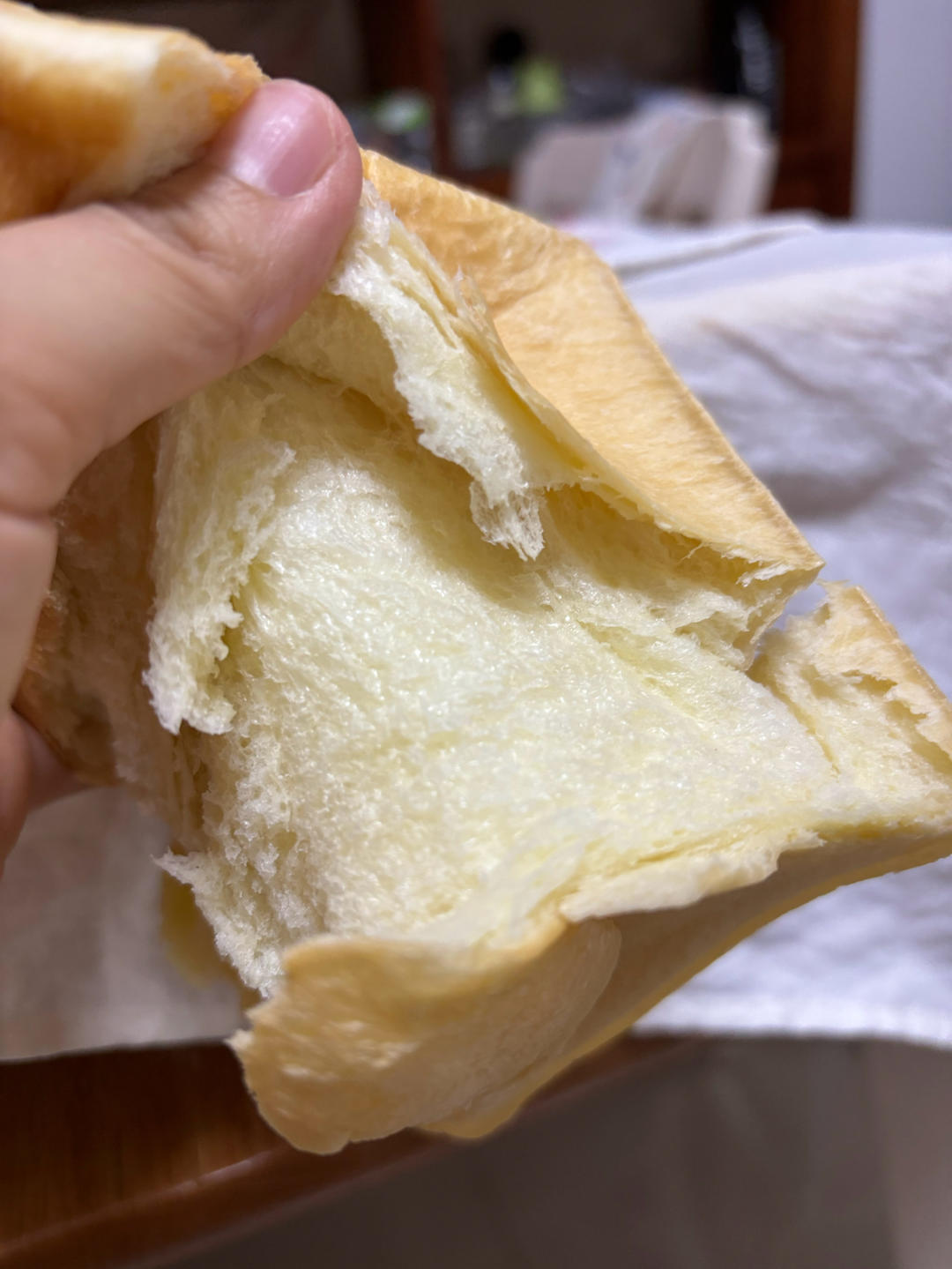 奶香纯粹的重料淡奶油吐司