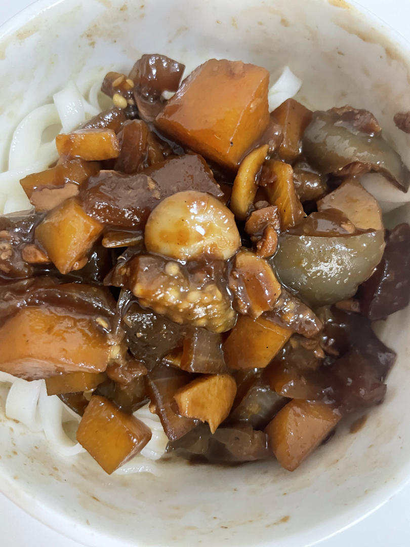 茄子土豆素炸酱面