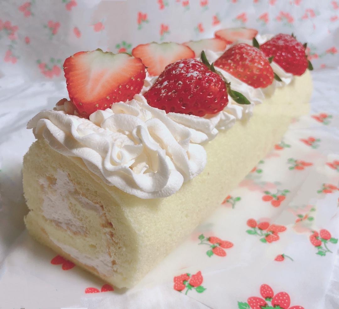 烫面草莓蛋糕卷