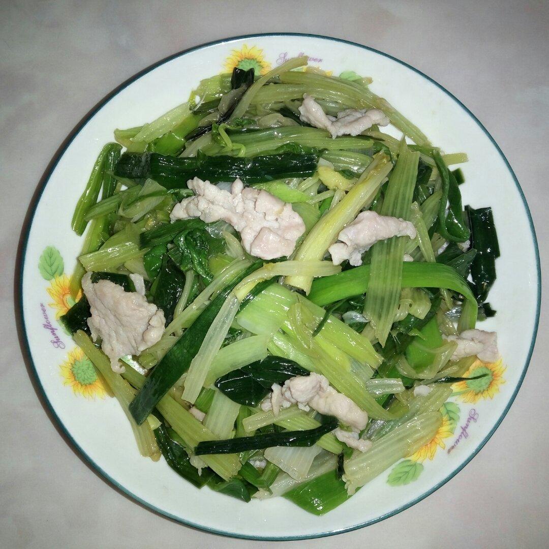 芹菜蒜炒瘦肉