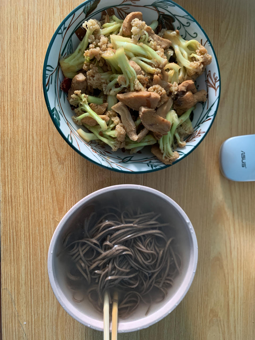 干煸菜花（花菜炒肉）