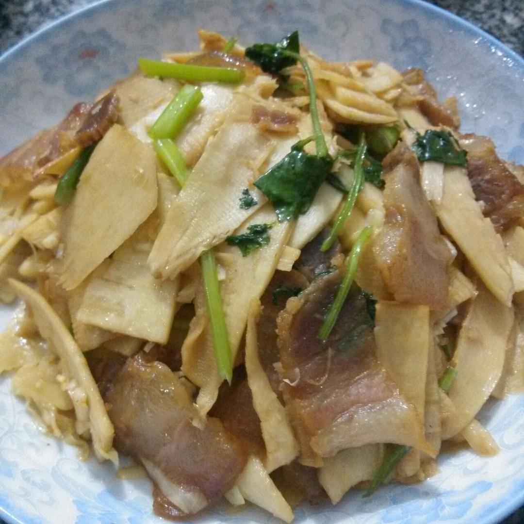 冬笋炒腊肉