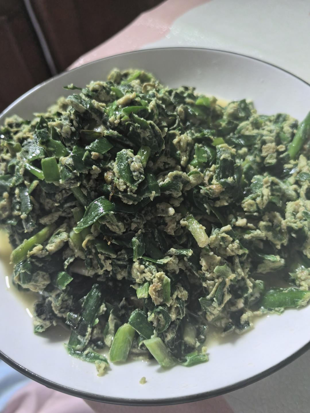 想念奶奶的韭菜炒蛋（又香又嫩有诀窍）