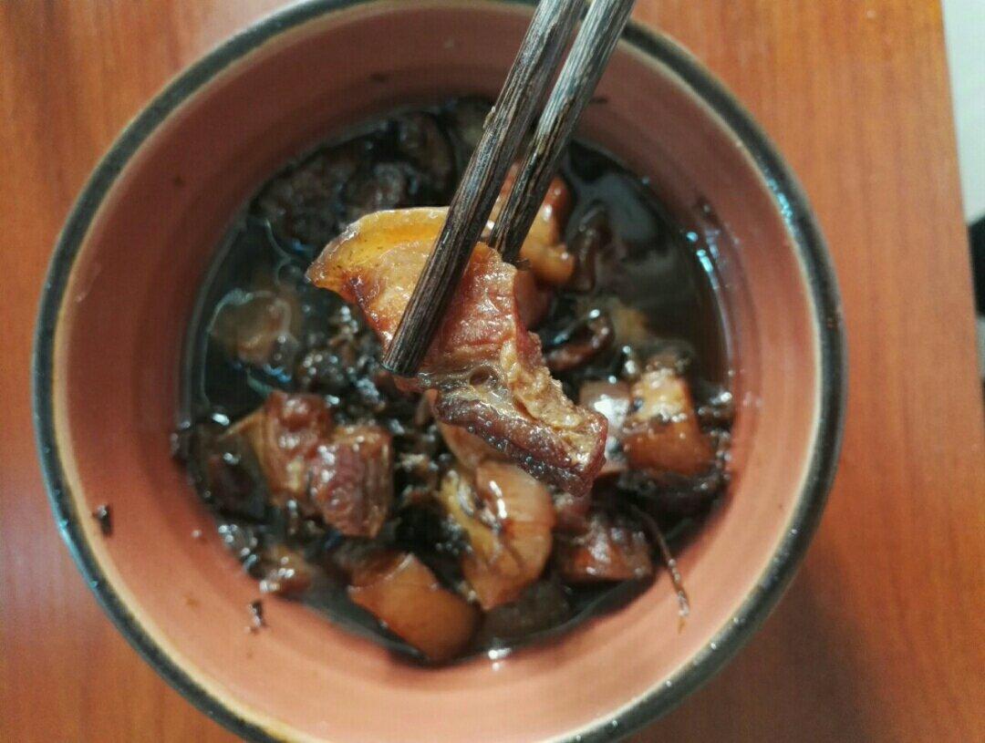 霉干菜蒸肉