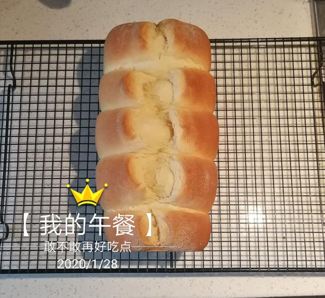 招牌【布里欧修皇冠吐司】