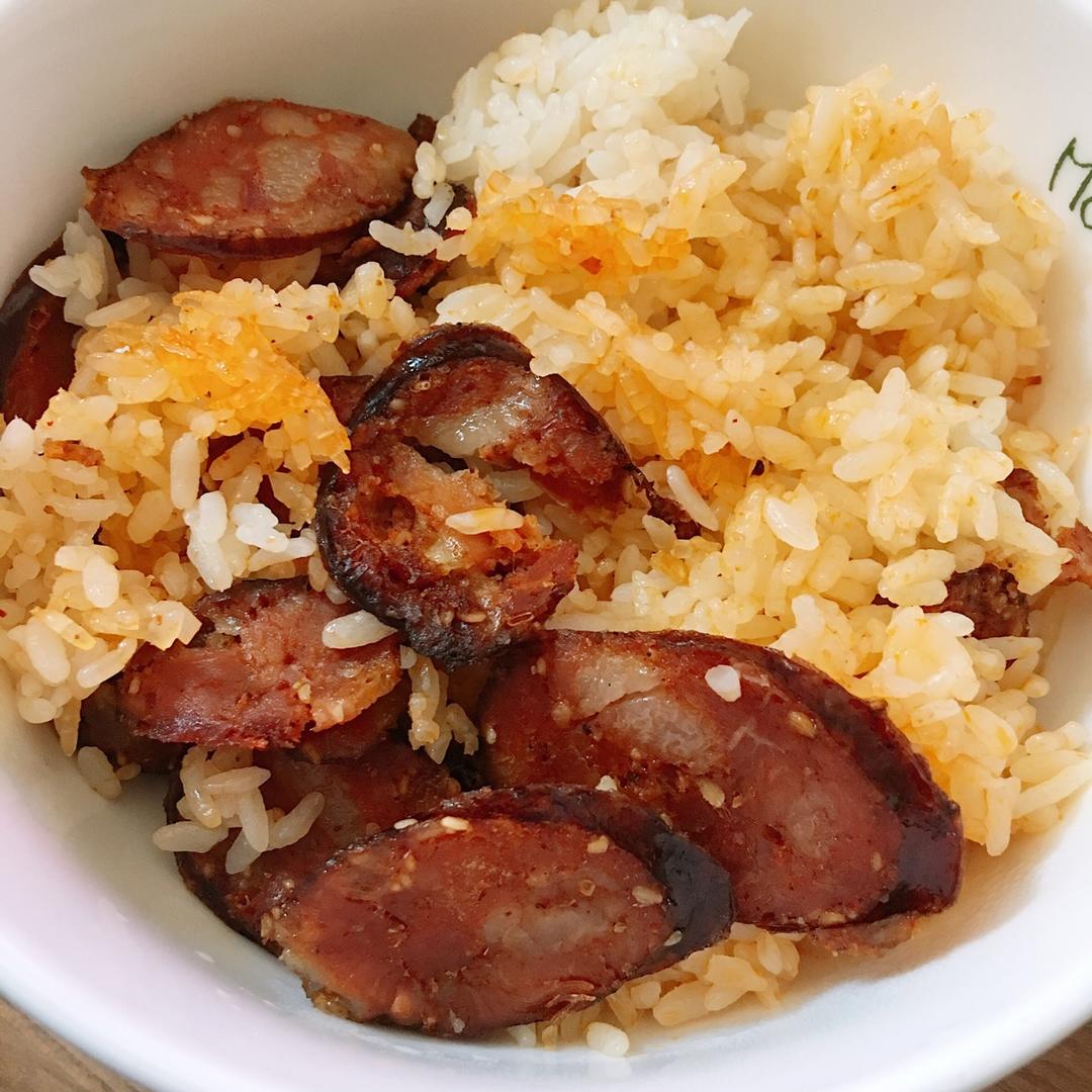 怨婴做的川味香肠蒸饭