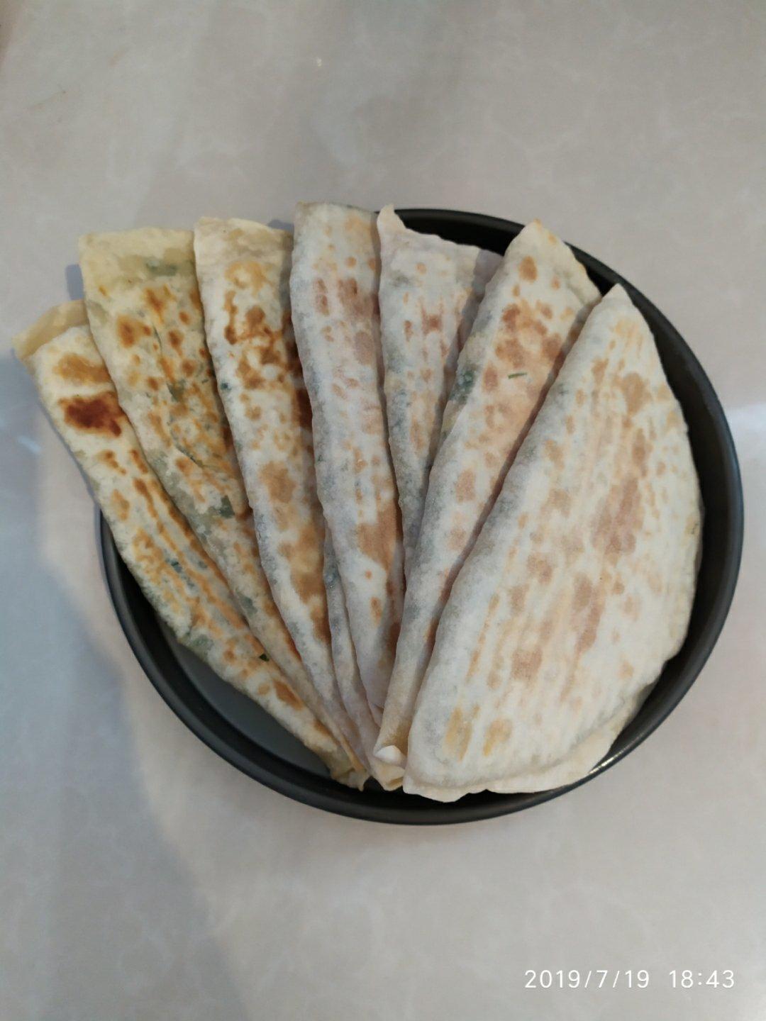 全麦面粉做塌饼菜饼馅饼韭菜鸡蛋虾皮馅