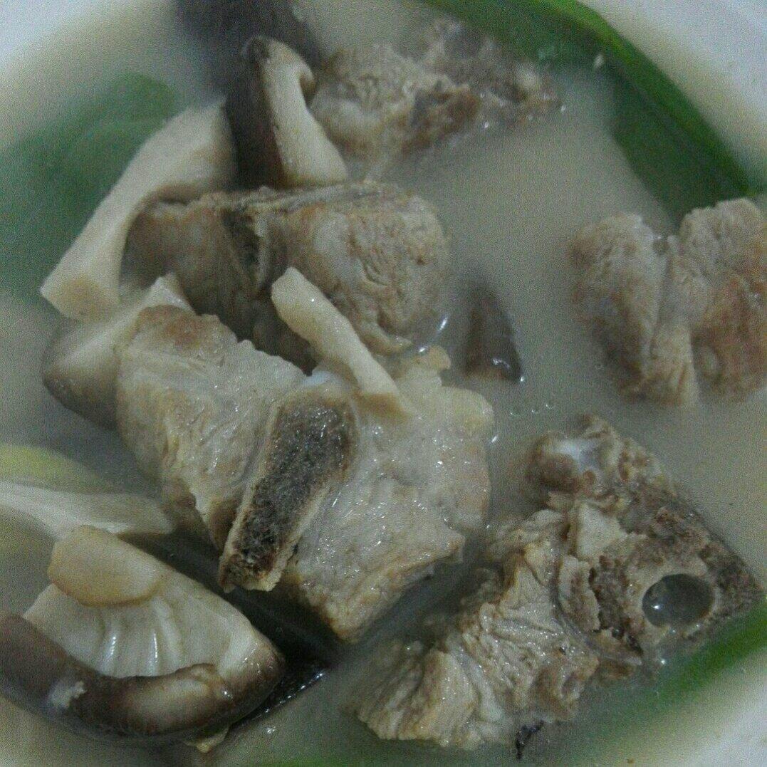 香菇排骨汤