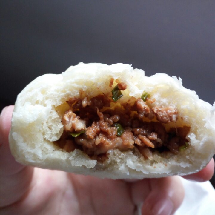 酱肉小包子