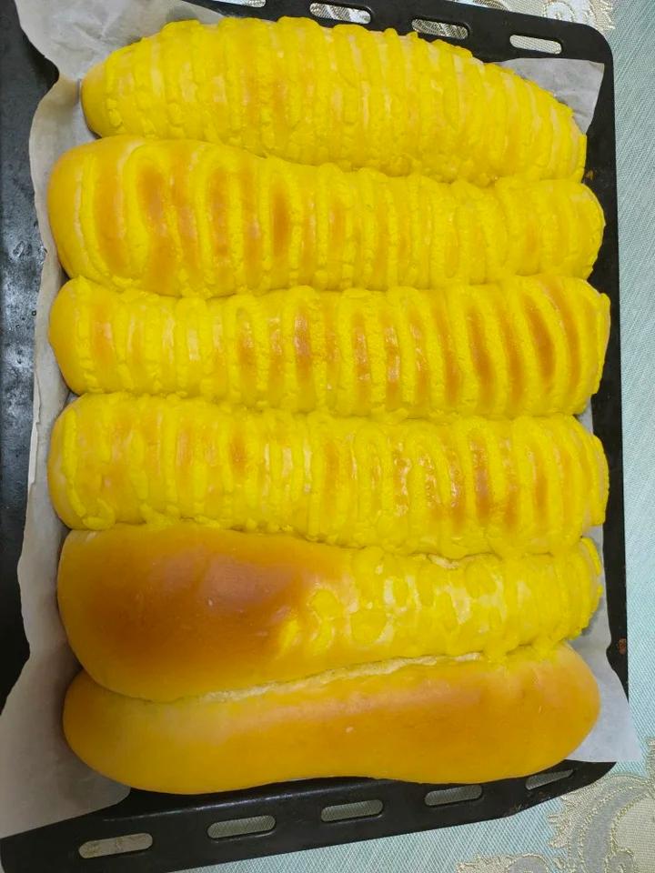 毛毛虫面包