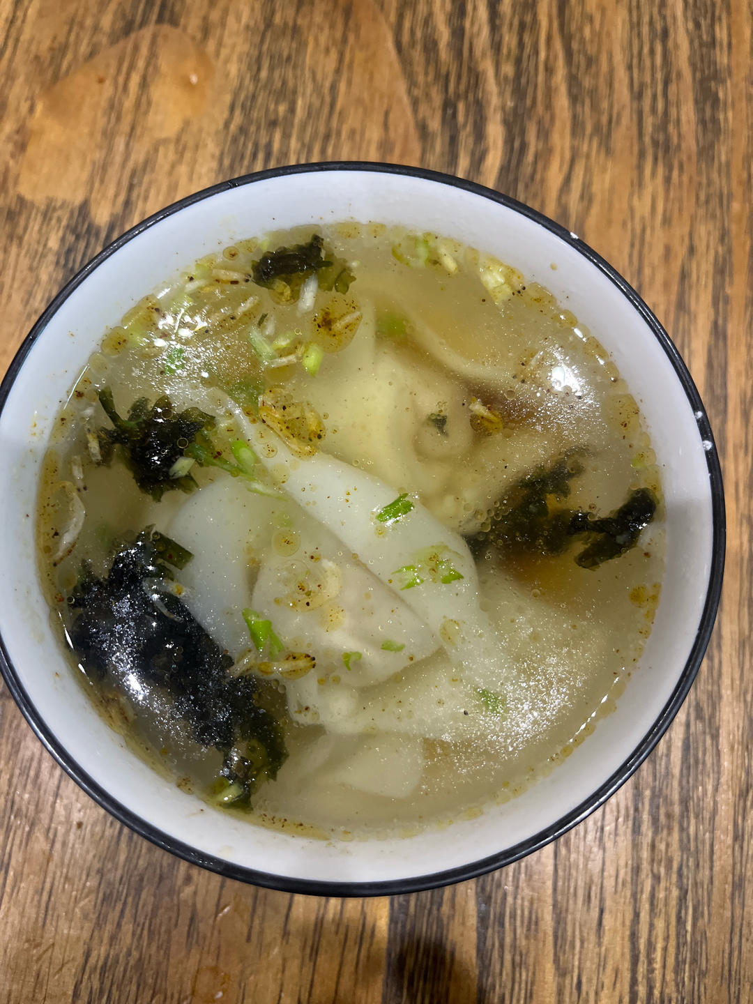 煮速冻馄饨(汤)
