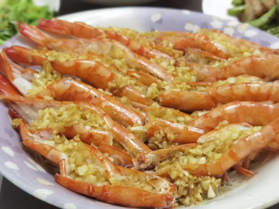 蒜蓉粉丝蒸九节虾