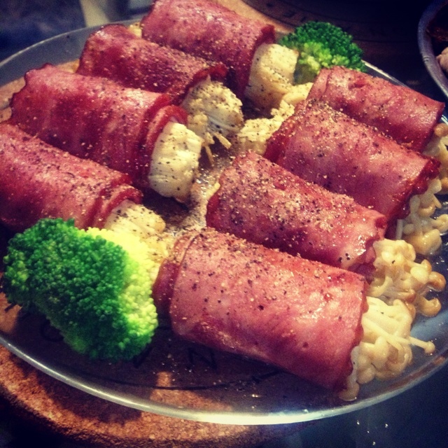 香煎培根金针菇卷