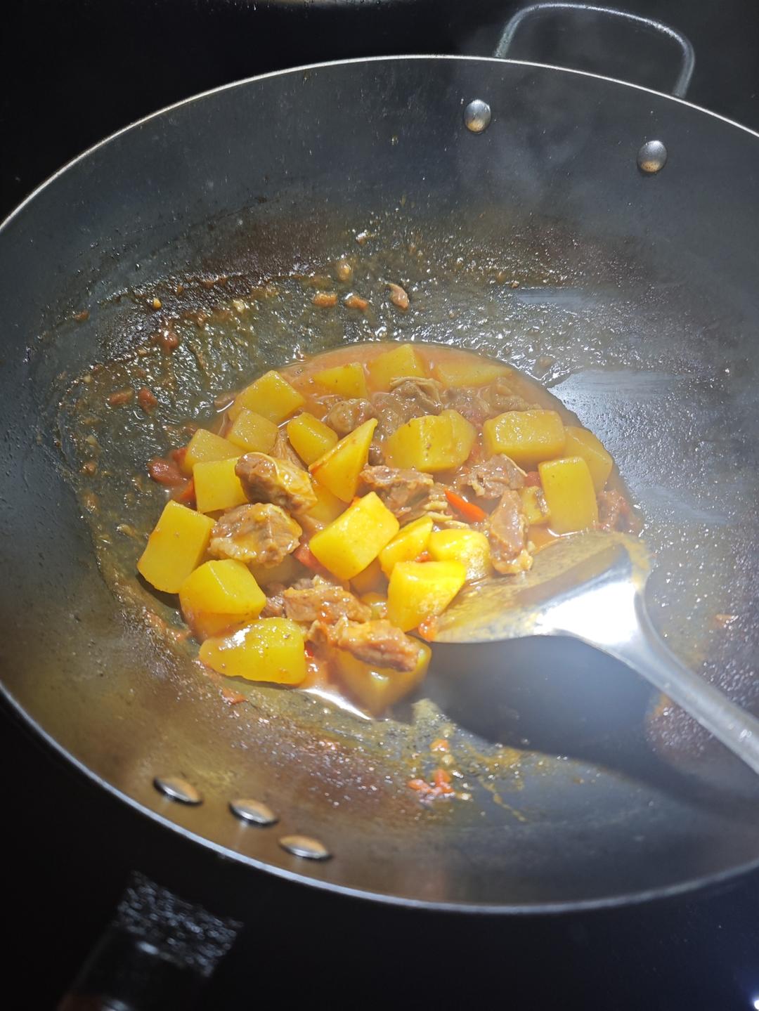 番茄土豆炖牛腩