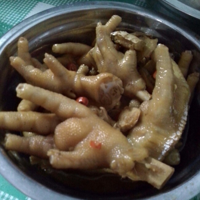卤鸡爪