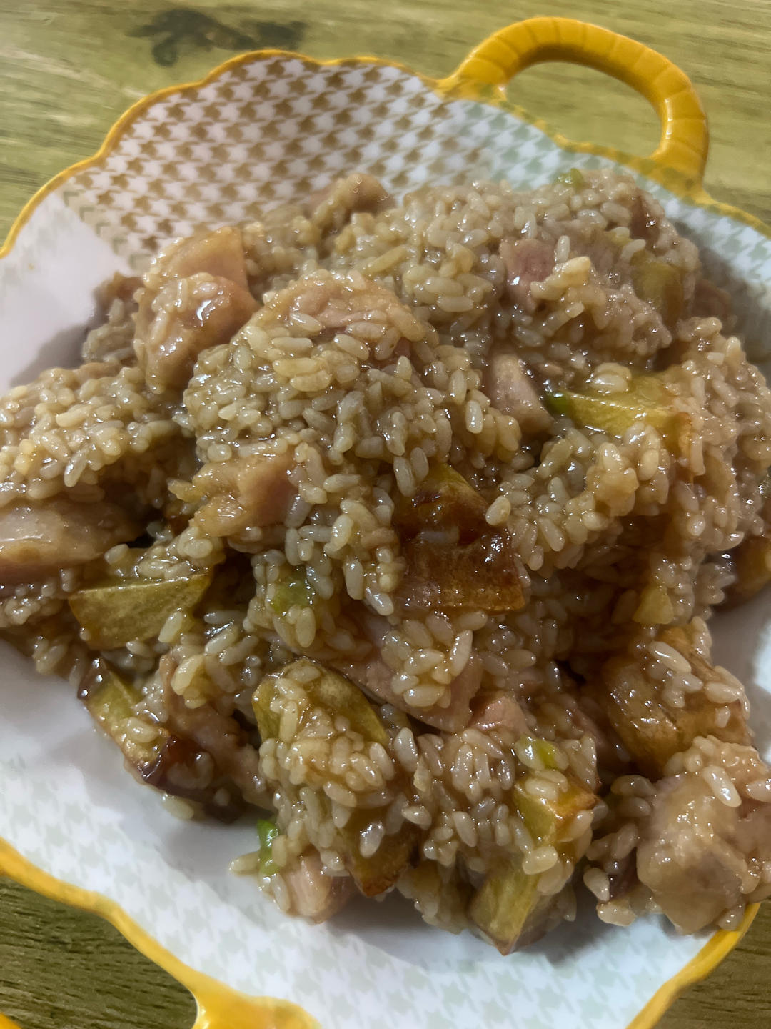 香肠火腿烩饭