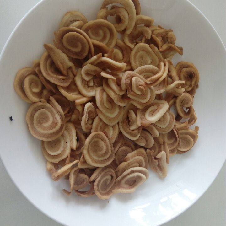 炸猫耳朵牛耳朵零食年货猪耳朵