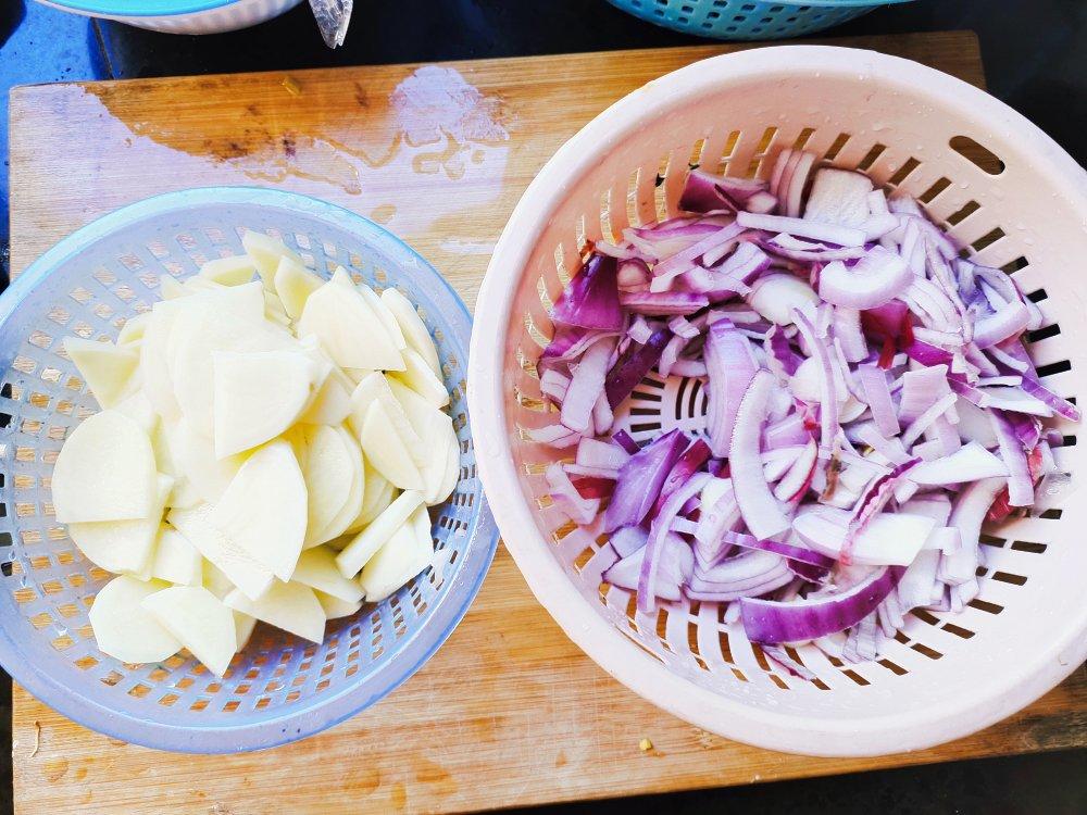 洋葱炒土豆片真的绝了(注意看小贴士😁)