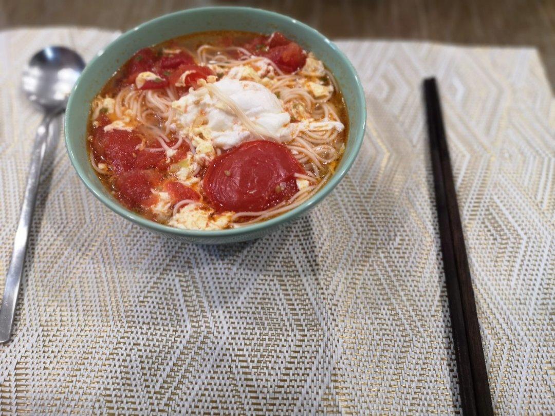 恨不得抱着锅舔的番茄鸡蛋面