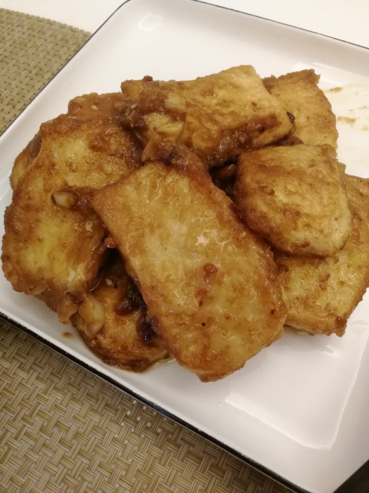 完胜路边摊：香煎孜然豆腐