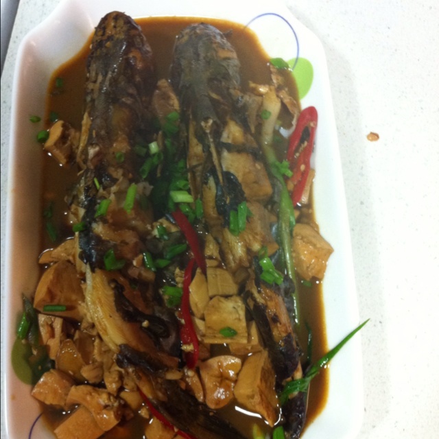 黄骨鱼焖豆腐