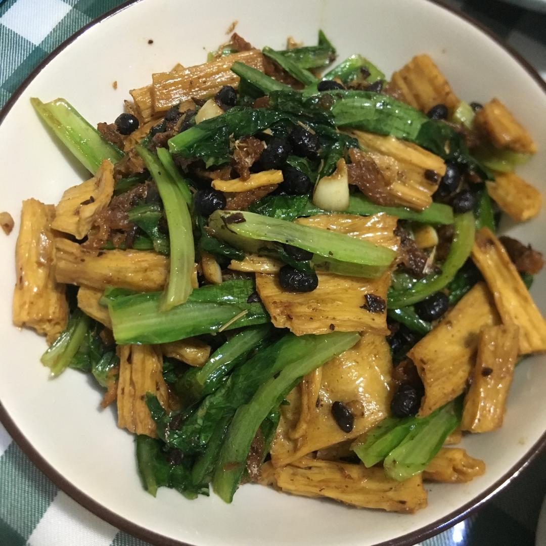 只需三个步骤成就的美味～豆豉鲮鱼油麦菜