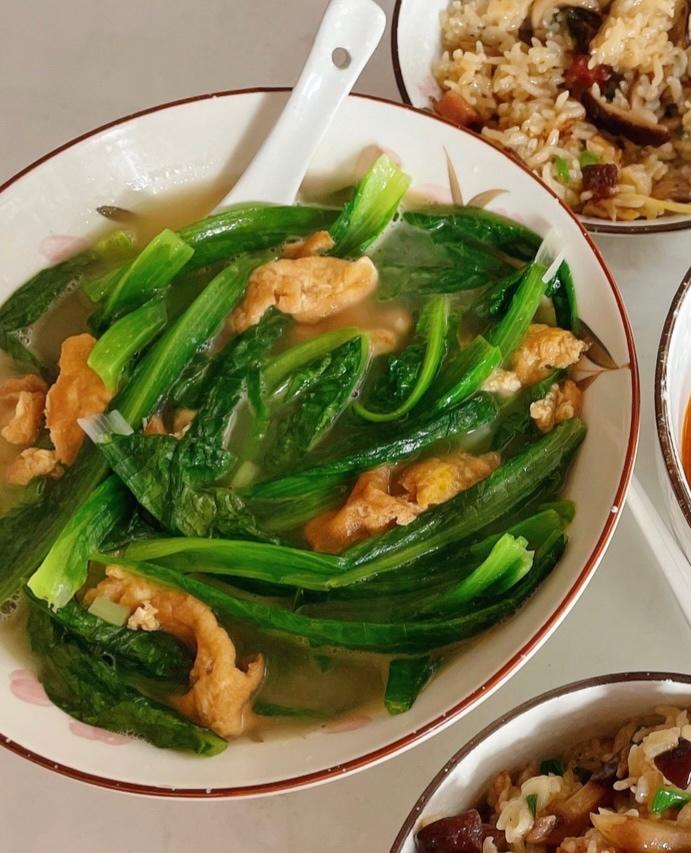 鸡蛋青菜汤的做法