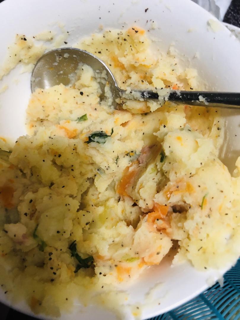 用料很足の土豆泥沙拉