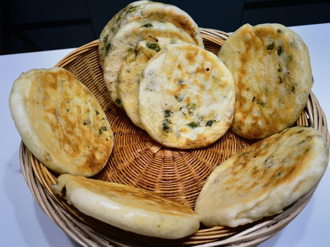 发面椒香葱花饼（超级宣软）