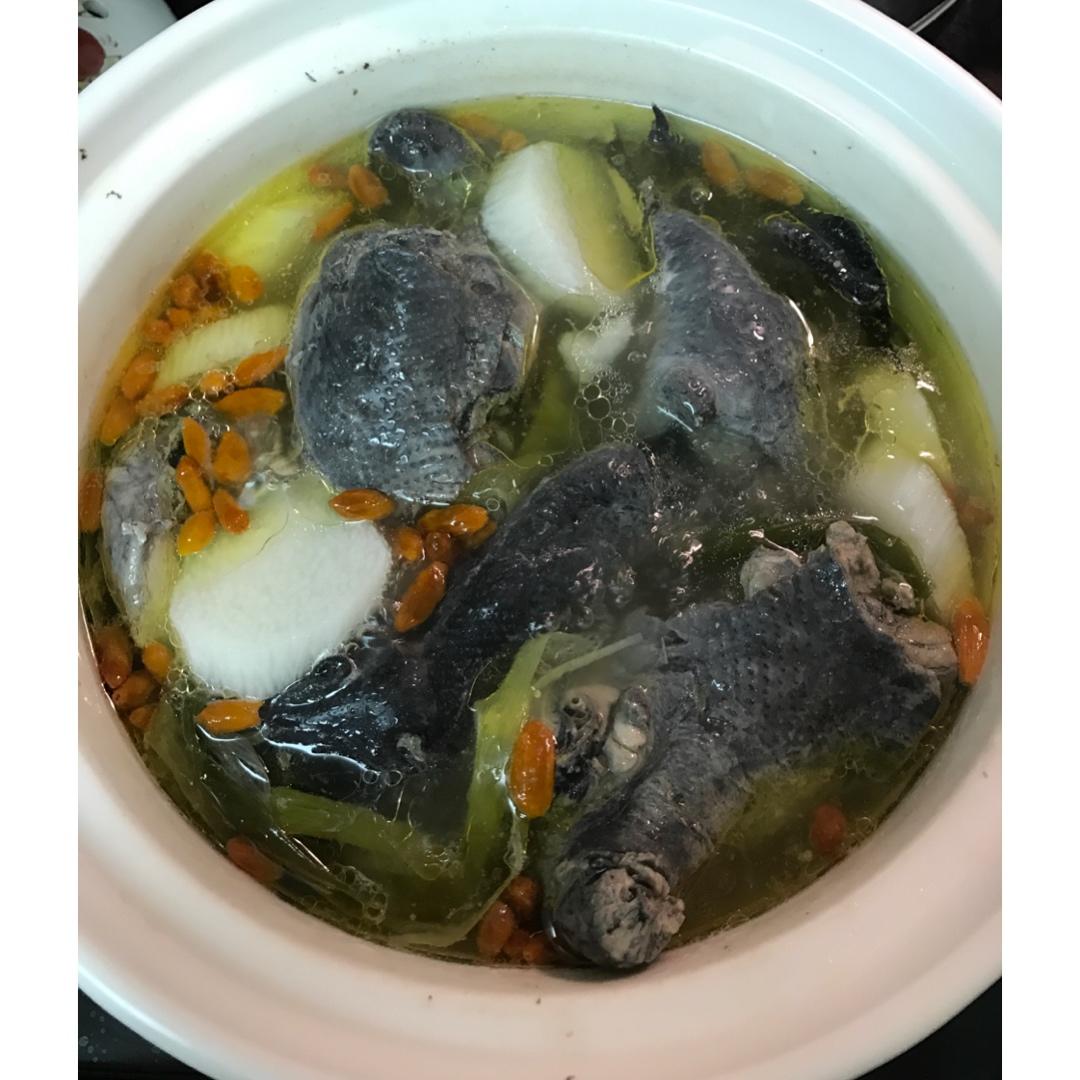 山药枸杞乌鸡汤